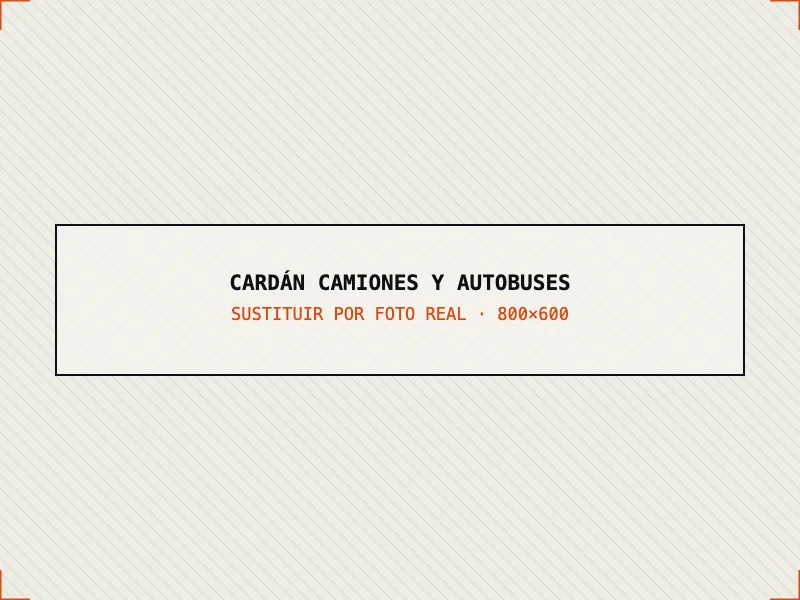 Transmisión cardán de camión industrial de dos tramos en la equilibradora